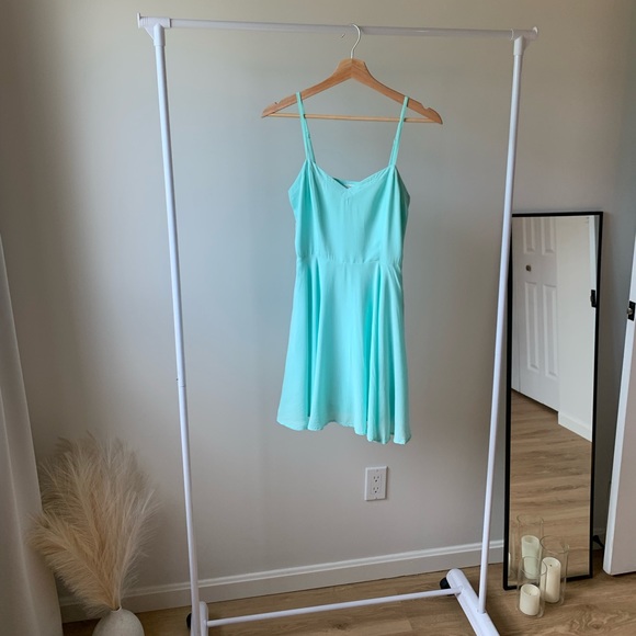 Aritzia - Spaghetti Strap Summer Dress - Picture 1 of 3